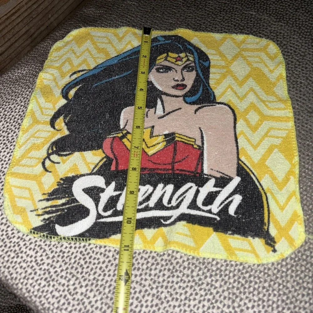 90's VTG Wonder Woman Wash Cloth Towel Terry Cloth Vintage